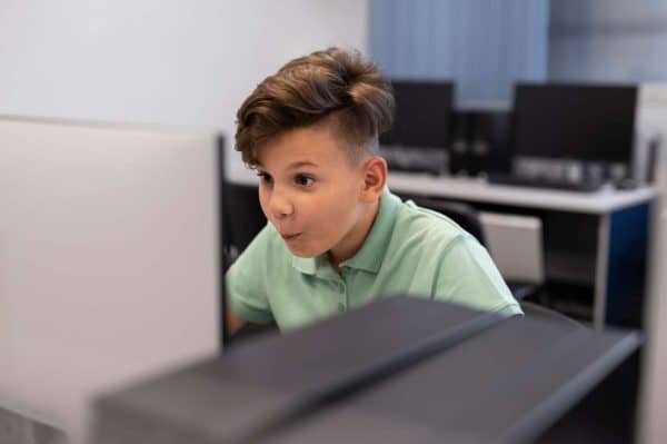 Esercizi di inglese per 1 di ESO | Bambini vibenghiani